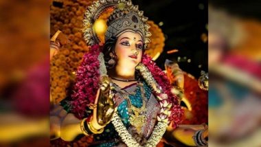 Navratri 2022 5th Day: Maha Panchami Today, Devotees Worship Goddess Skandamata (Watch Video)