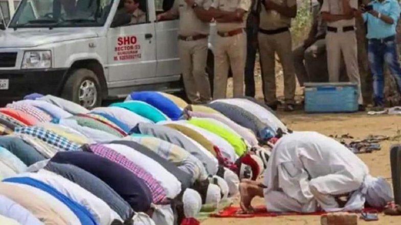 Gurugram: Bajrang Dal Members Disrupt 100 Muslims Offering Namaz at Open Site in Sector 69