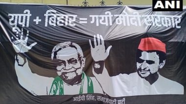 Days After Nitish Kumar-Mulayam Singh Yadav Meet, Poster at SP Lucknow Office: 'UP+Bihar = Gayi Modi Sarkar'