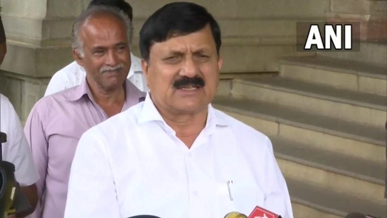 Mangaluru Autorickshaw Blast Case: Karnataka Home Minister Araga Jnanendra Visits Spot, Holds High-Level Meeting With Senior Police Officers