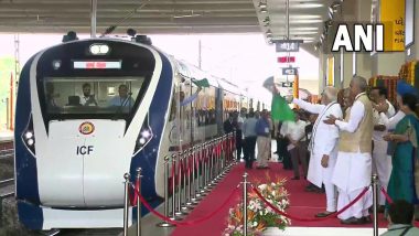 PM Narendra Modi Flags Off Gandhinagar-Mumbai Central Vande Bharat Express Train in Gujarat (See Pics)