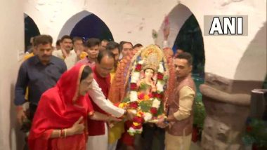 Ganesh Visarjan in Madhya Pradesh: CM Shivraj Singh Chouhan, His Family Leave for Prempura Ghat in Bhopal to Immerse Lord Ganesh Idol (See Pics)