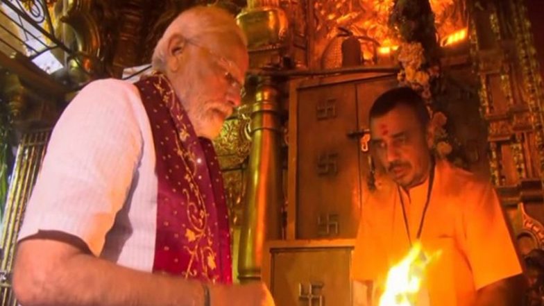 Gujarat: PM Narendra Modi Performs ‘Aarti’ at Ambaji Temple