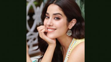 On Teachers' Day 2022 Janhvi Kapoor Reminisces How Her and Khushi Would Play Teacher-Teacher and Act Out Scenes From 'Titanic'