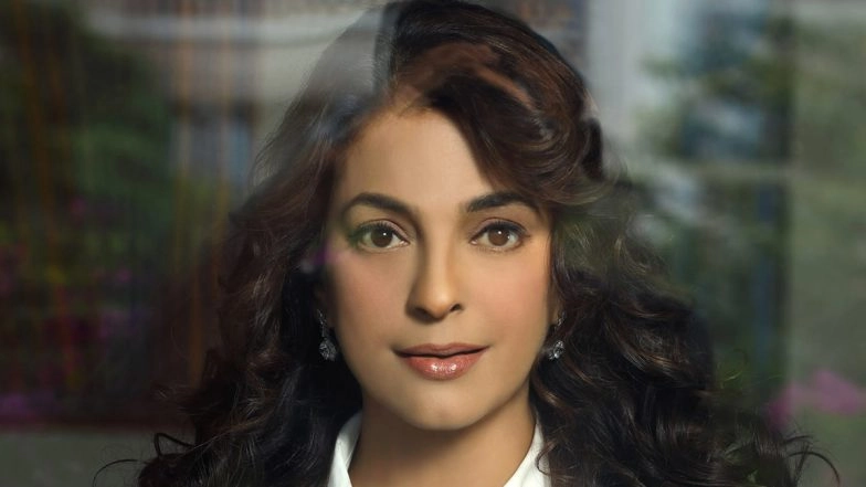 Juhi Chawla Birthday: How Genuine and Kind Hearted Is Miss India 1984 as a Person in Real Life