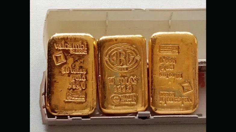 Gold Worth Rs 86.7 L Seized From Passenger at Lucknow Airport