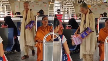 Video of Elderly Woman Selling Chocolates in Mumbai Local Train Goes Viral; Netizens Applaud Her Spirit 