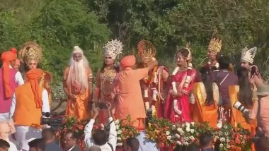 ‘Deepotsav’ Celebration Begins With Lord Ram’s ‘Rajyabhishek’ in UP’s Ayodhya (Watch Video)