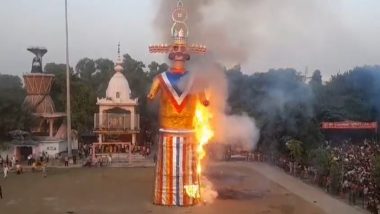 Ravan Dahan Video: Ravan's Effigy Goes Up in Flames at Daresi Ground in Ludhiana on Dussehra 2022