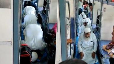 Video: Men Seen Offering Namaz Onboard a Train in UP’s Kushinagar; Probe On, Say Police