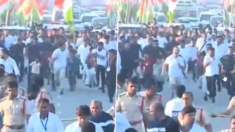 Bharat Jodo Yatra in Telangana: Congress MP Rahul Gandhi Sprints With Young Boys in Gollapalli (Watch Video)