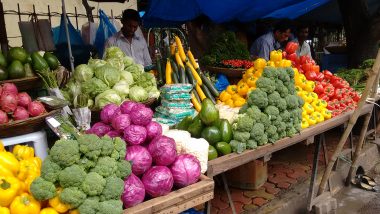 Vegetable Price Rise in Mumbai: Tomato Prices Shoot Up to Rs 60 per Kg, Ladies’ Finger, Parwal, Gavar Cost Over Rs 100 per Kg