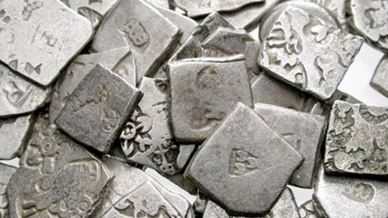 MP: Pot of Silver Coins Unearthed From Kuno National Park Where PM Narendra Modi Released Cheetahs From Namibia, Royal Descendants Stake Claim