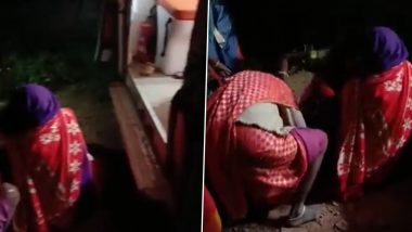 Madhya Pradesh Shocker: Woman Delivers Baby on Roadside As Ambulance Runs Out of Fuel in Panna (Watch Video)