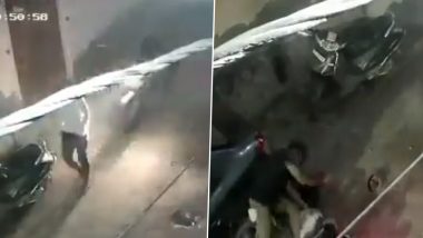 Ghaziabad Road Rage: Motorcycle Rider Crashes into Man, Thrashes Him After Getting Up in Loni (Watch Video)