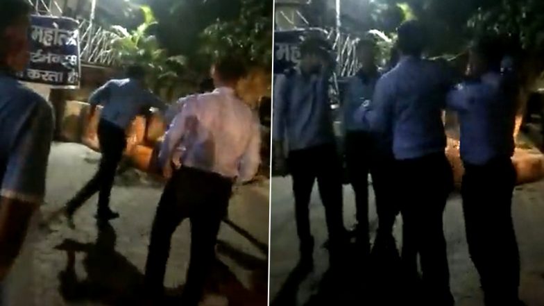 Video: Zomato Delivery Boy Thrashed by Guards in Noida’s Sector 62, Police Launch Investigation