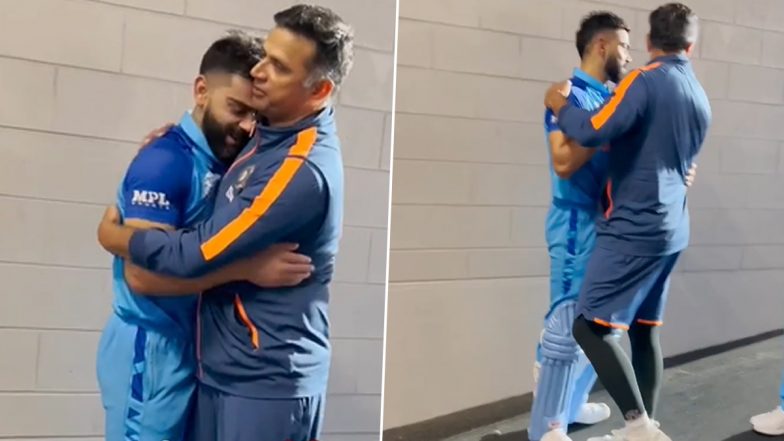 Rahul Dravid Hugs Virat Kohli After Batter Takes India Over The Line Against Pakistan in T20 World Cup 2022 Encounter (Watch Video)