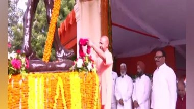 India News | UP CM Yogi Adityanath Pays Floral Tributes to Mahatma Gandhi, Lal Bahadur Shastri on Birth Anniversary
