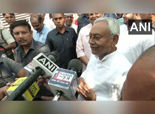 India News | Everyone Has Right to Come to Bihar: Nitish Kumar on Amit Shah's Visit to State on Lok Nayak Birth Anniversary