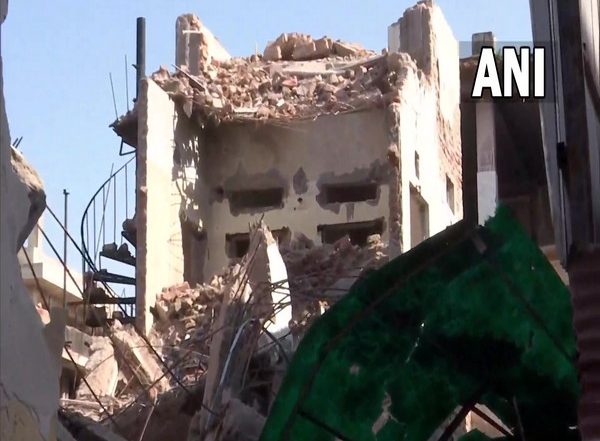 Gurugram: Building, Being Demolished, Collapses; Two Labourers Trapped
