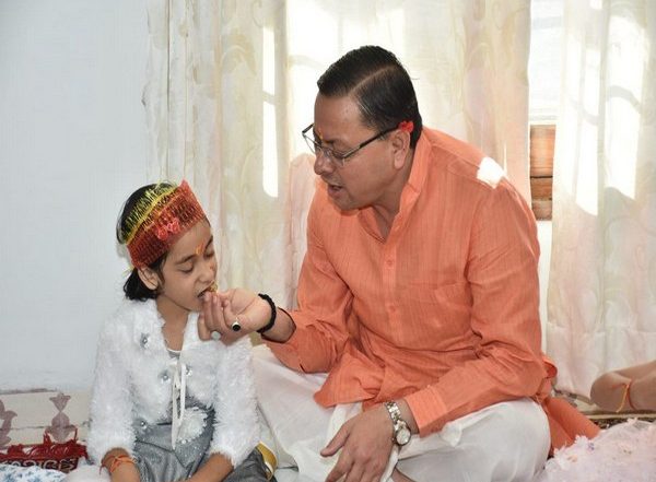 Navratri 2022: Uttarakhand CM Pushkar Singh Dhami Preforms 'Kanya Pujan' on Navmi