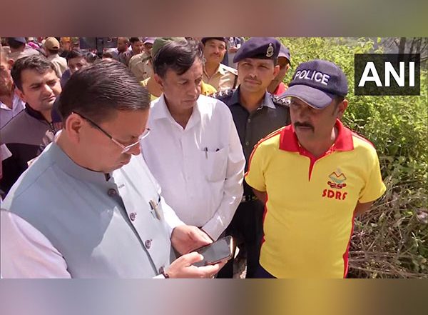 India News | Uttarakhand Bus Accident: CM Dhami Reaches Simdi Village in Pauri Garhwal with MoS Defence Ajay Bhatt