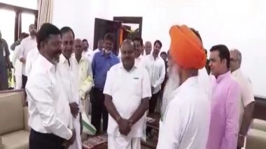 India News | Kumaraswamy Meets KCR Ahead of General Body Meeting in Hyderabad