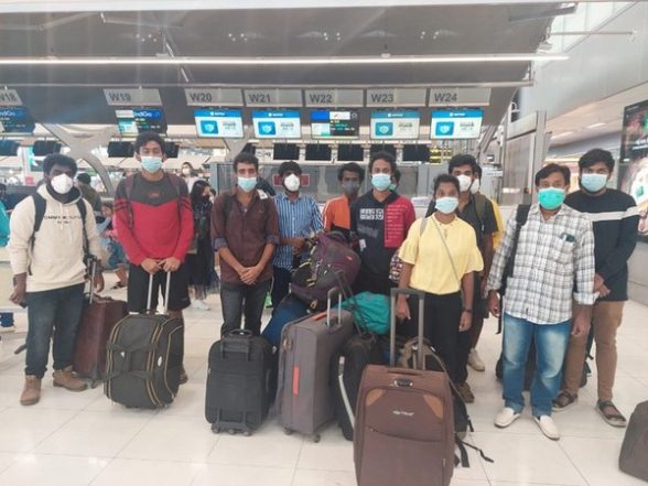 World News | 45 Indians Trapped in Fake Job Rackets in Myanmar Rescued: MEA - Vimarsana News