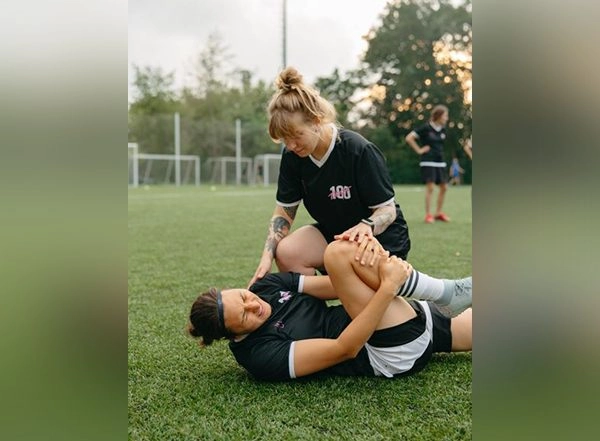 Lifestyle News | Research Finds Synthetic Playing Fields for Sports Might Increase Risk of Injury