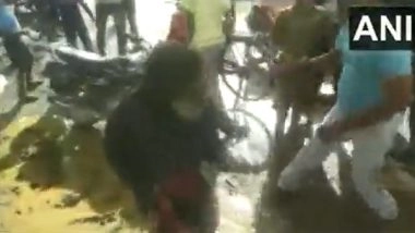 India News | Chhattisgarh: Mob Thrashes Mentally-challenged Man Mistaking Him for Child Abductor in Durg