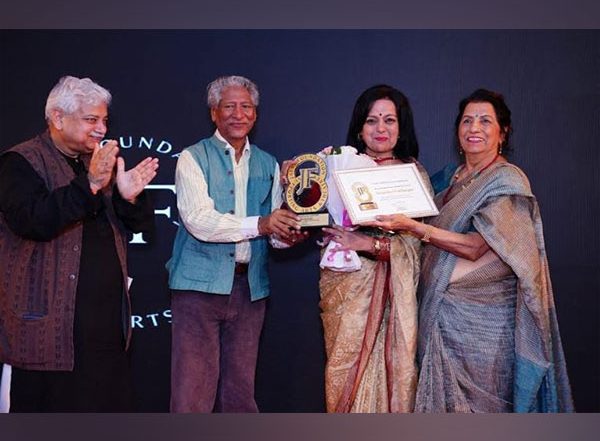 Business News | Jafri Foundation Celebrates the Second Death Anniversary of Vilayet Jafri Sahab with Excellence Awards Ceremony