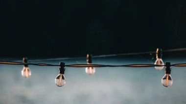 Science News | 80-year-old Static Electricity Mystery Finally Resolved