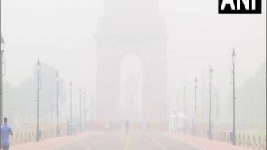 India News | Delhi Wakes Up to Fog, Health Experts Raise Concerns