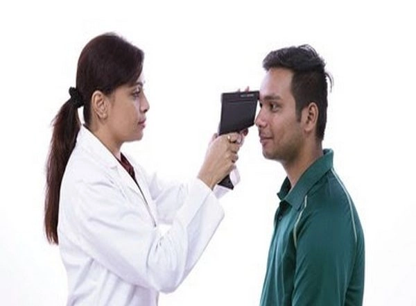 Business News | Remidio Launches Instaref R20, the World's Lightest and Most Portable Auto Refractometer at the American Academy of Ophthalmology in Chicago