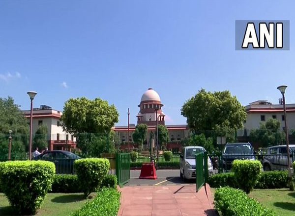 Demonetisation: Supreme Court's Constitution Bench Seeks Centre, RBI Response