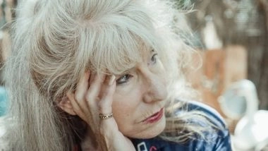 Health News |  Study Suggests How Talking Therapies Can Benefit People with Dementia