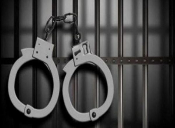 India News | Delhi: Cyber Police Busts Gang of Fraudsters for Duping a Person for Rs 50 Lakhs