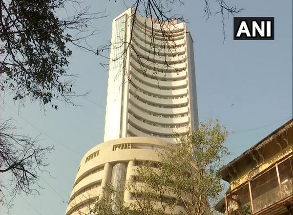 BSE Sensex Extends Gains to Second Day, Closes 491 Points Higher at 58,410.98 Points