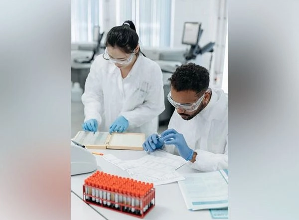 Science News | Researchers Uncover Unknown Property of Colloidal Crystals, Memory Abilities