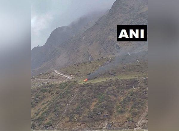 India News | Kedarnath Helicopter Crash: Six Killed, DGCA Orders Probe