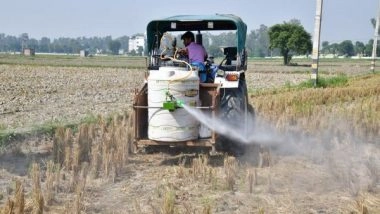 India News | Delhi Govt Starts Spraying Bio-decomposer to Avoid Stubble Burning, Aims to Spray on 5,000 Acres of Land in Delhi