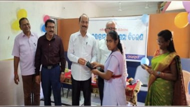 Business News | OSL Gives Away Free Reading Glasses to School Students with Low-vision