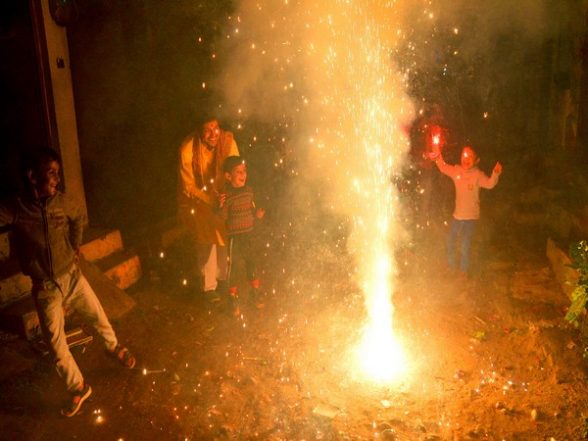 India News | Coming After Months of Covid, Hindu College's Diwali Mela 'Suruchi' Rejuvenates Students - Vimarsana News