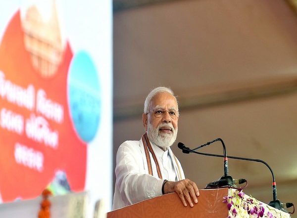 India News | PM Modi to Participate in 'Griha Pravesham' of over 4.5 Lakh PMAY Beneficiaries in Madhya Pradesh on Dhanteras