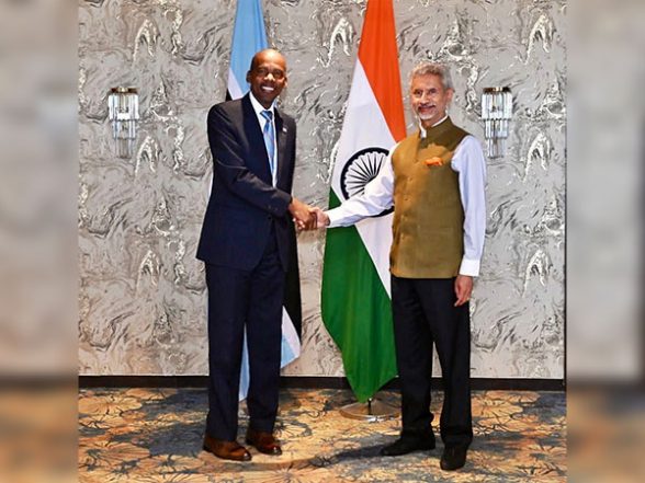 World News | India, Botswana FMs Focus on Health, Trade, Investment, Including Defence and Training - Vimarsana News
