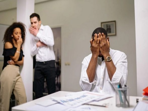 Health News | Research: Likelihood of Depression Increases with Hours Worked in Stressful Jobs - Vimarsana News