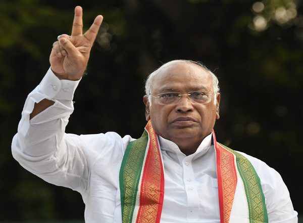Congress President Mallikarjun Kharge Changes His Twitter Bio After Presidential Poll Victory