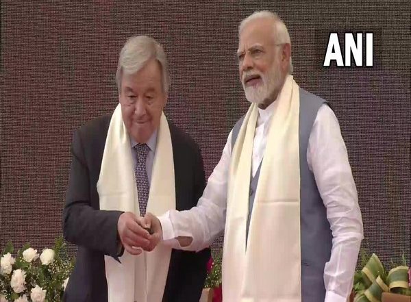 World News | PM Modi Discusses Ukraine Situation with Visiting UN Chief in Gujarat