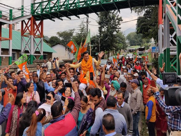 India News | Himachal Pradesh: BJP Mandal Supporters Submit Mass Resignation over Denial of Sitting MLA's Ticket from Dharamshala - Vimarsana News