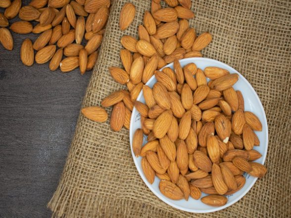 Lifestyle News | Study Finds Snacking on Almonds Boosts Gut Health
